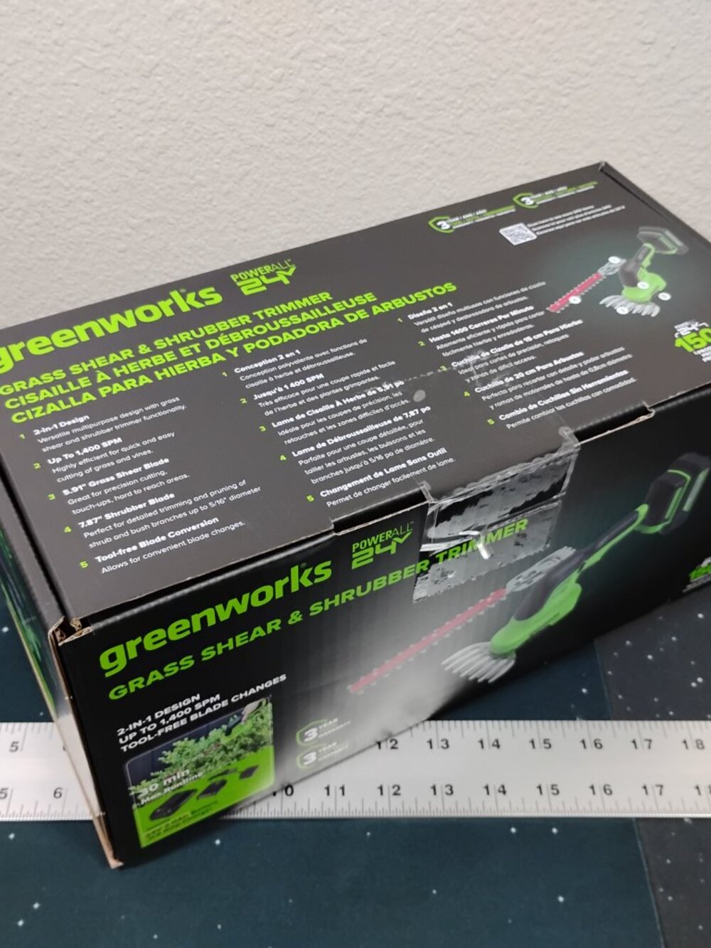 Greenworks 24V Cordless Grass Shear Shrubber Trimmer Kit 2 in 1 Tool Battery - Picture 2 of 4